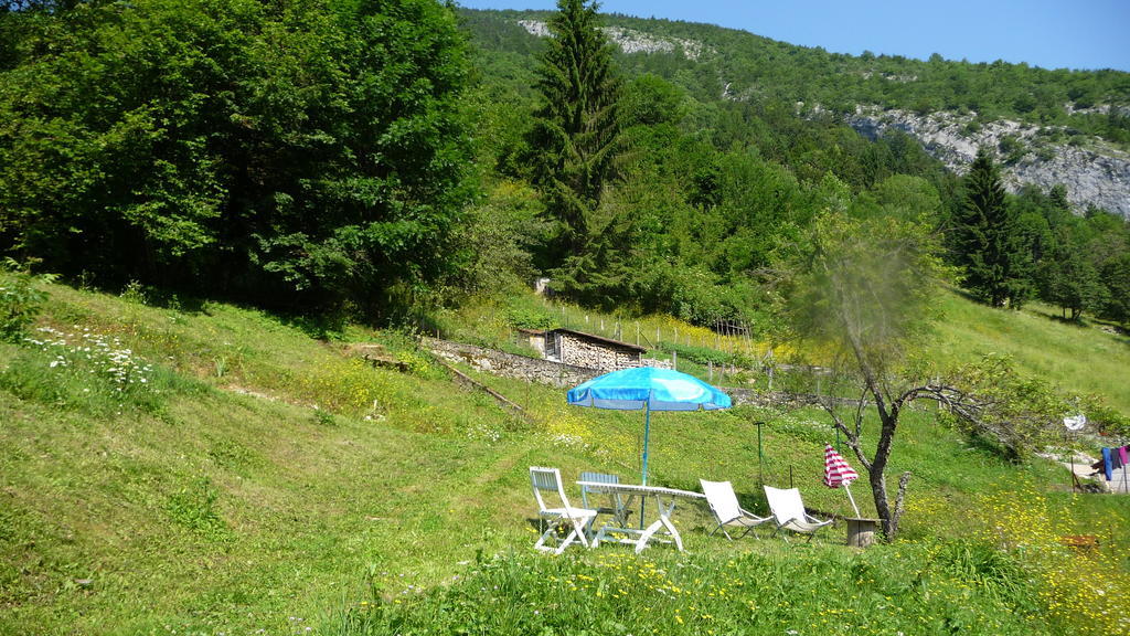 La Chouette A L'Heure Du Pinson Bed & Breakfast Saint-Pierre-d'Entremont  Exterior foto